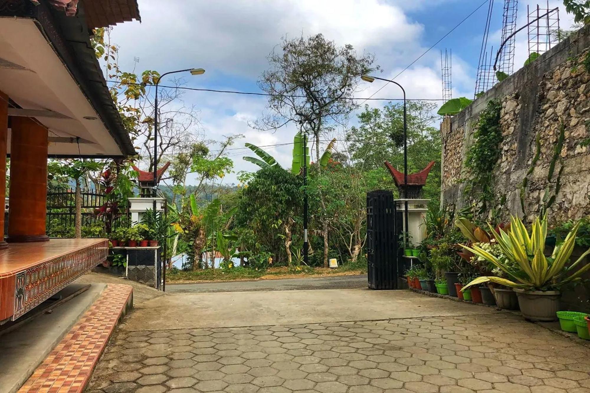 Hotel Manggasa Makale Extérieur photo
